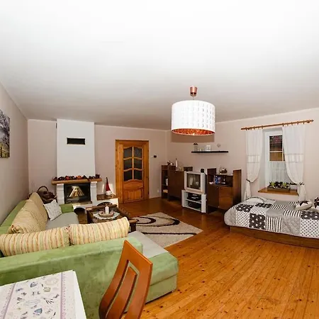 Zlty Domcek - Apartman Svabovce Exterior photo