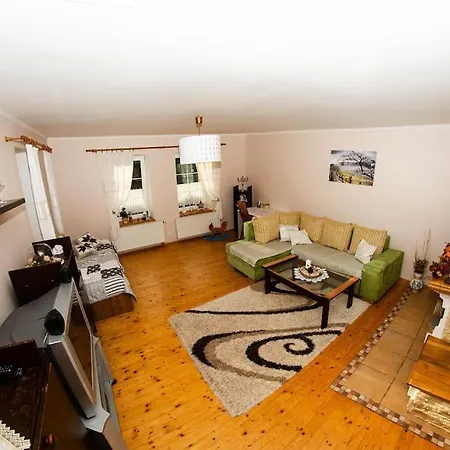 Zlty Domcek - Apartman Svabovce Exterior photo